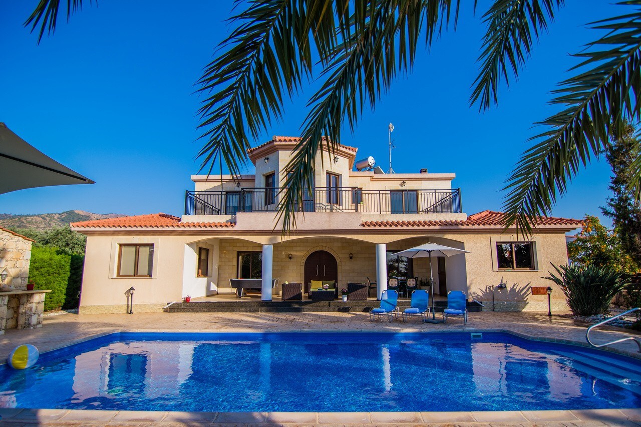 Дома с именем